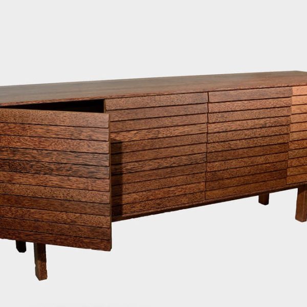 Storage cabinet